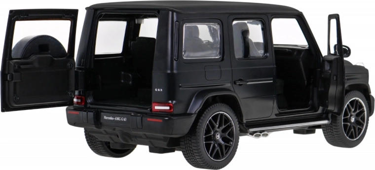 Dettagli realistici e porte apribili