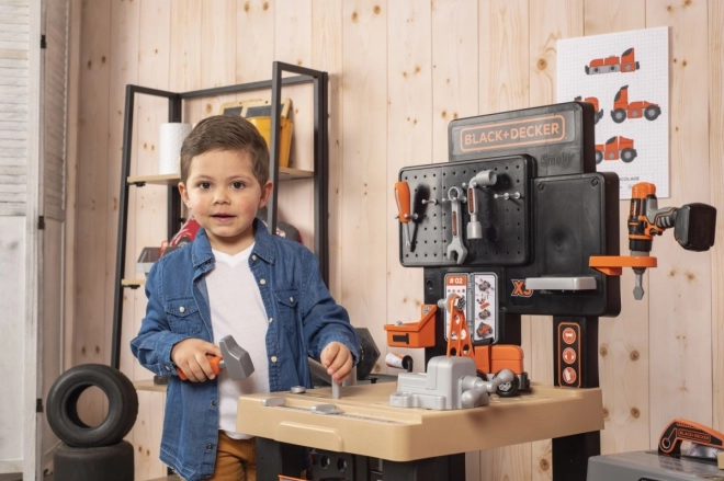 Smoby Black & Decker megadīlna per piccoli tuttofare