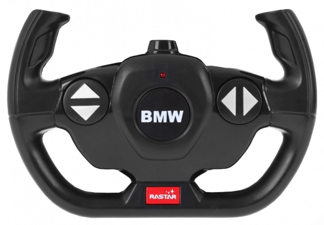 Auto telecomandato BMW M4 Coupé bianco in scala 1:14 di Rastar – Rosso