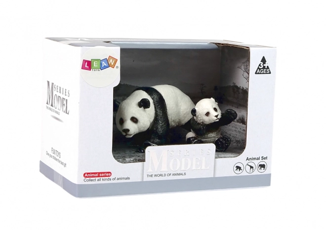 Set di Due Figure di Panda con Pandino Animali del Mondo