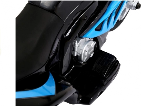 Motore a batteria BMW S1000RR a tre ruote blu