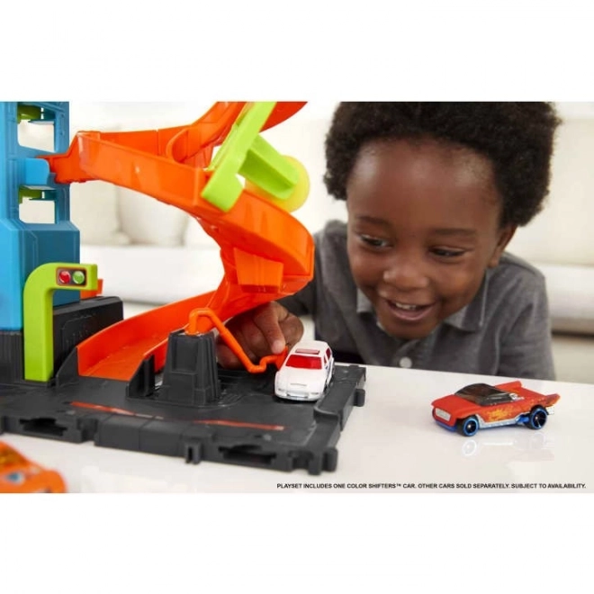 Hot Wheels City Mega Lavaggio Auto
