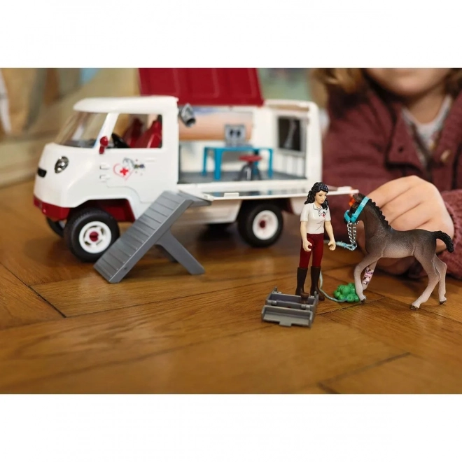 Clinica Mobile Schleich per Animali con Puledro Horse Club