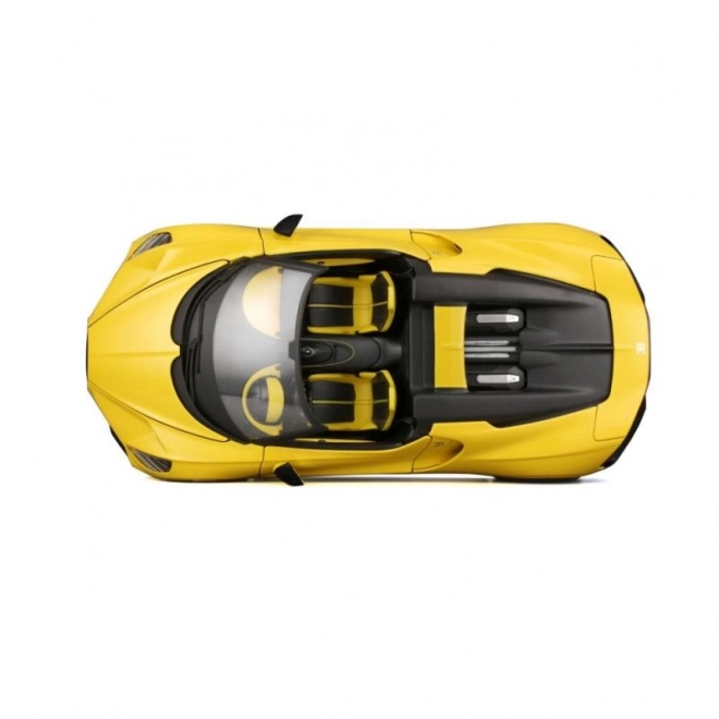 Modello di auto Bugatti Mistral in scala 1:18 - Giallo