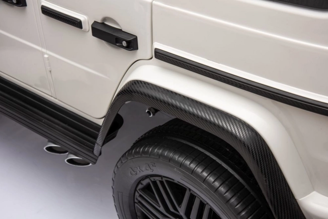 Auto a batteria Mercedes G63 XXL bianco