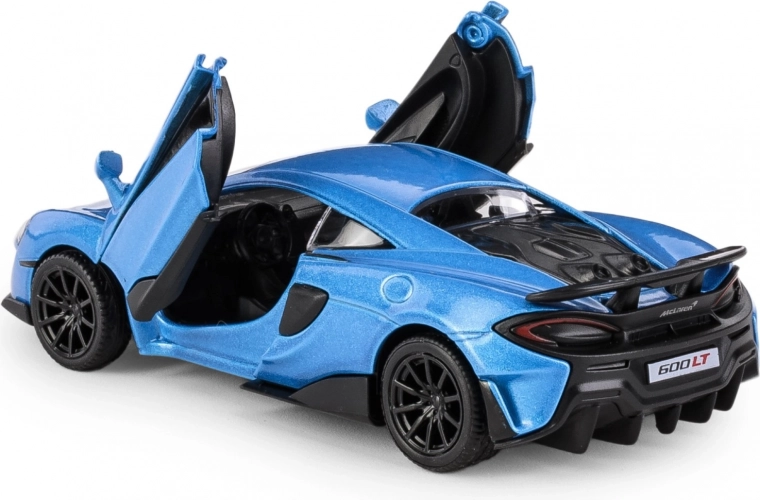 Scala 1:32 fedele e design dettagliato