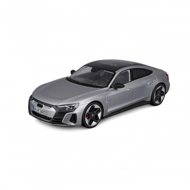 Modellino Audi RS E-tron GT Argento in scala 1:18