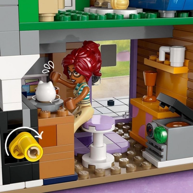 Appartamenti e Negozi LEGO Friends nella città di Heartlake
