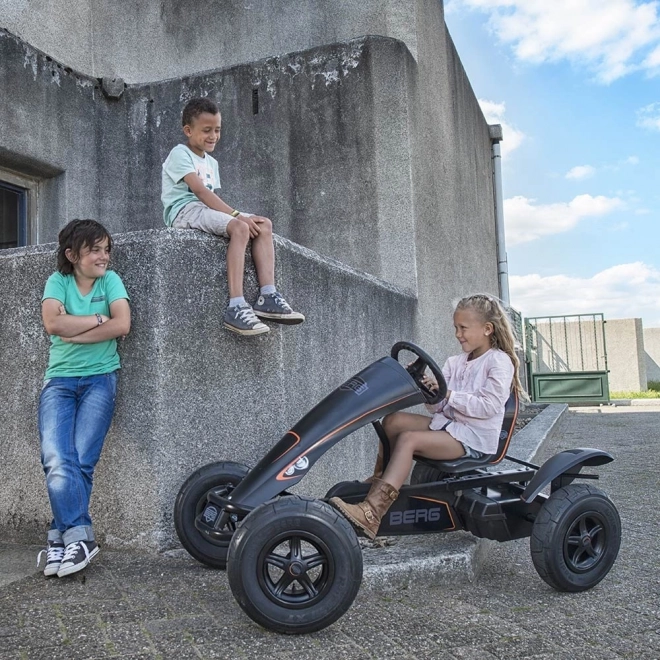 Gokart a Pedali XL Edizione Nera BFR da 5 Anni