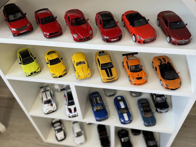 Auto in metallo Ford Mustang GT Scala 1:34