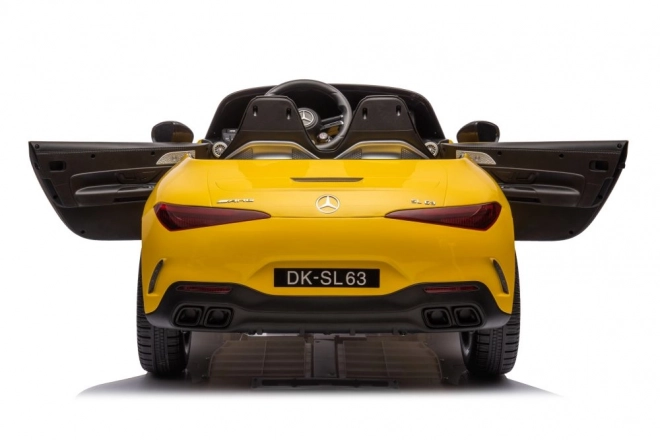 Auto a batteria Mercedes AMG SL63 giallo verniciato