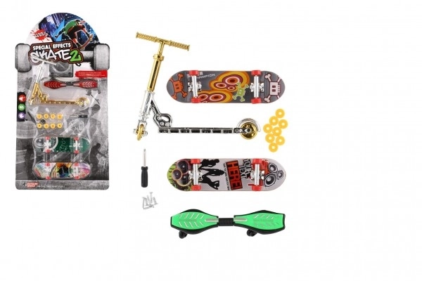 Set mini skateboard con accessori