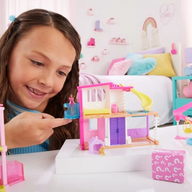 Casa dei sogni di Barbie Mini Barbieland con bambola