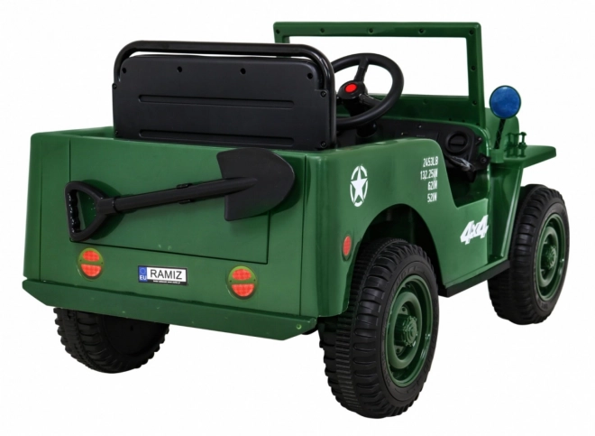 Auto militare retrò per bambini verde + trazione 4x4 + telecomando + 2 portabagagli + partenza lenta + MP3 LED