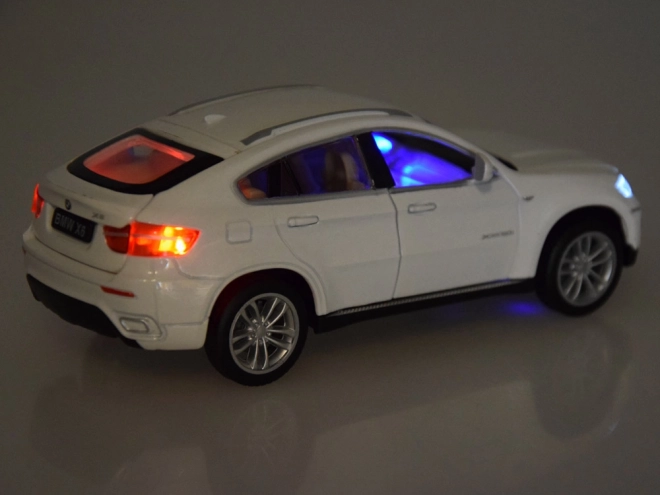 Auto metallo BMW X6 giocattolo scala 1:32