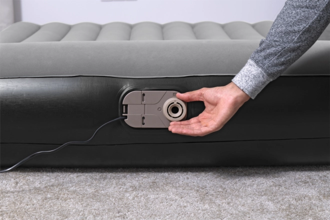 Pompa elettrica integrata per gonfiaggio rapido