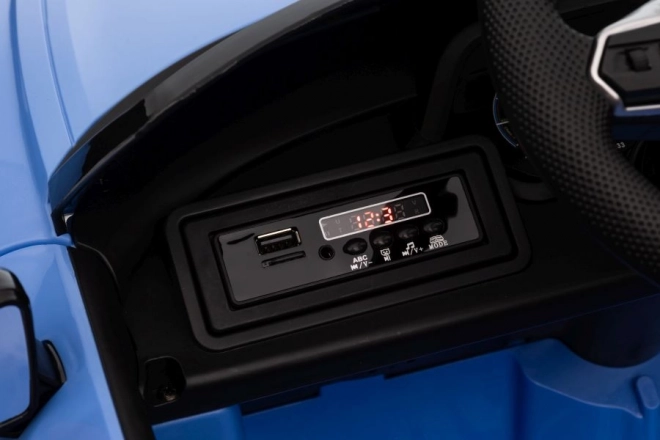 Auto a batteria AUDI e-tron GT blu