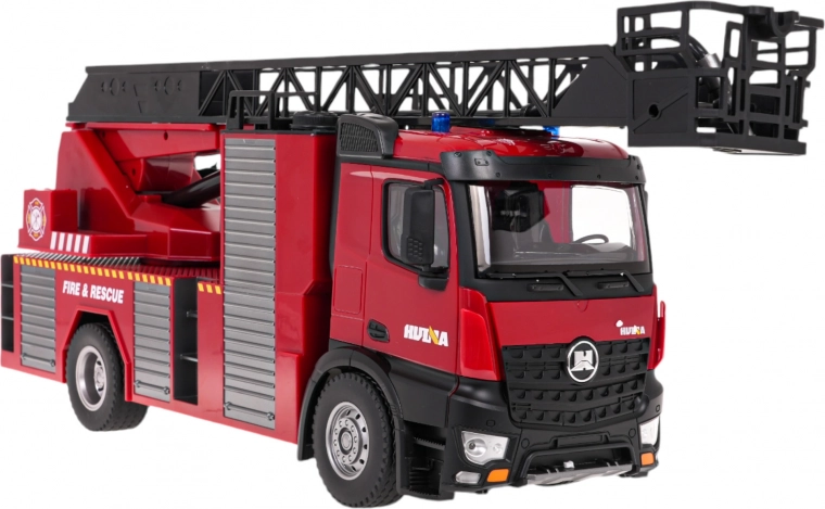 Azione realistica con cannone ad acqua funzionante