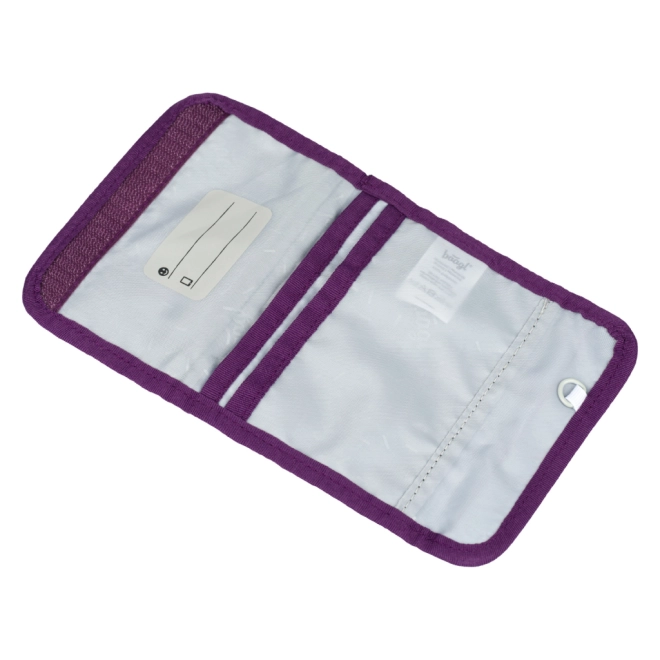 Organizzazione chiara e tasca con zip