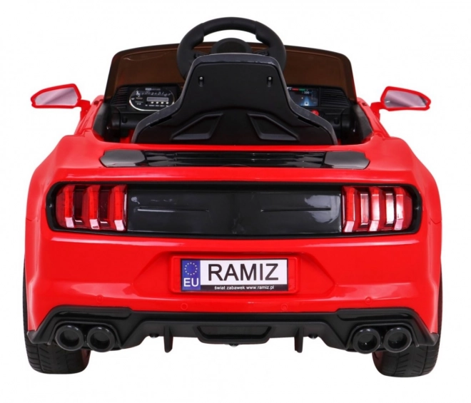 GT Auto sportivo a batteria per bambini Rosso + telecomando + avviamento lento + portabagagli + MP3 LED