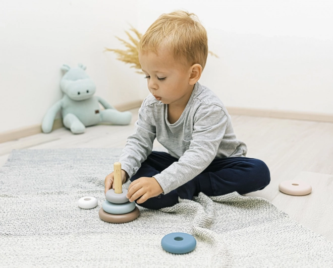 Anelli impilabili in legno blu per bambini