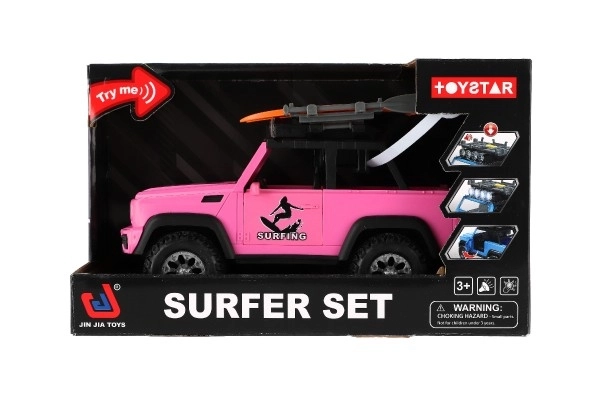 Auto fuoristrada con surfs rosa