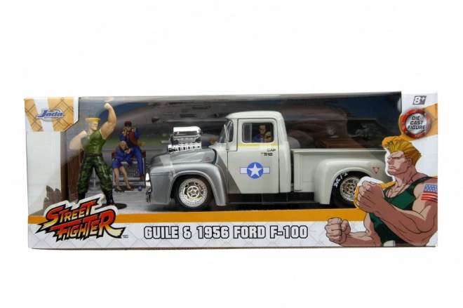 Camioncino Ford 1956 1:24 di Street Fighter di Jada Toys