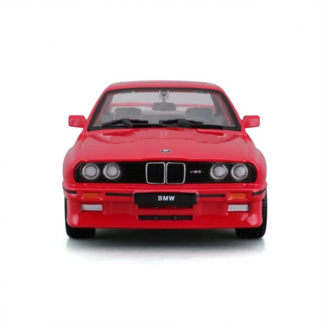 Bburago modello BMW M3 1988 rosso scala 1:24