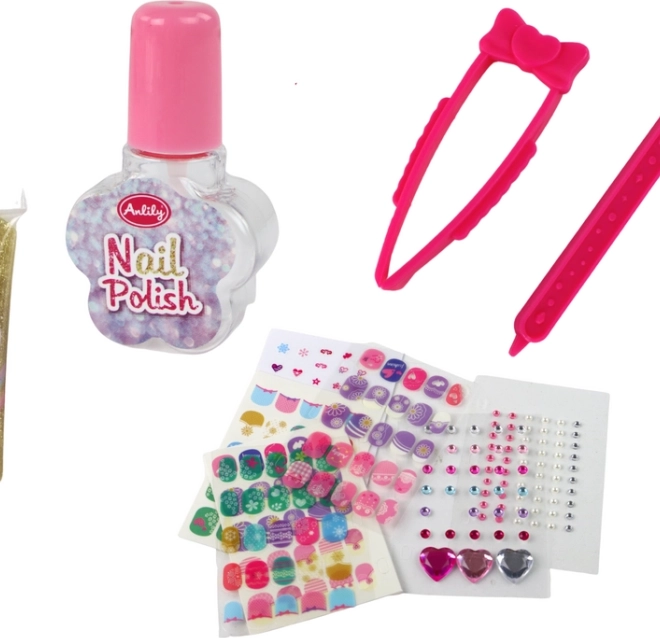 Tutto per la manicure dei bambini