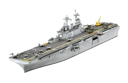 Portaerei d'assalto della US Navy 1/700