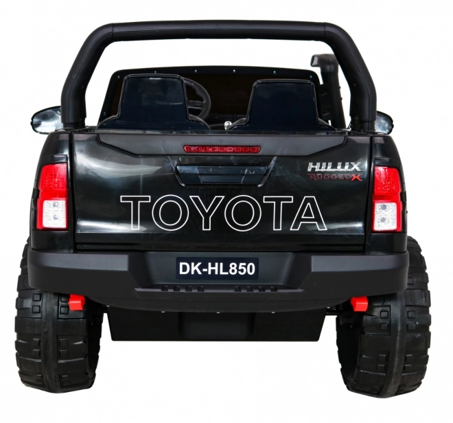 Veicolo Toyota Hilux Nero