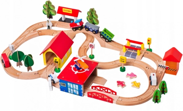 Pista di treno in legno con auto e accessori