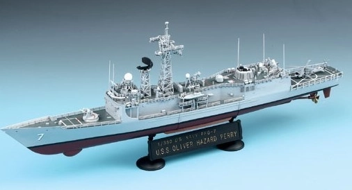 Modello di Nave USS Oliver Hazard Perry