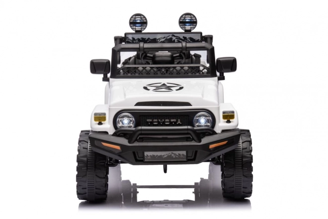 Auto elettrico Toyota FJ bianco 4x4