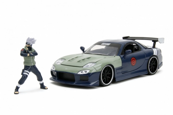 Mazda RX-7 93 con figura Naruto