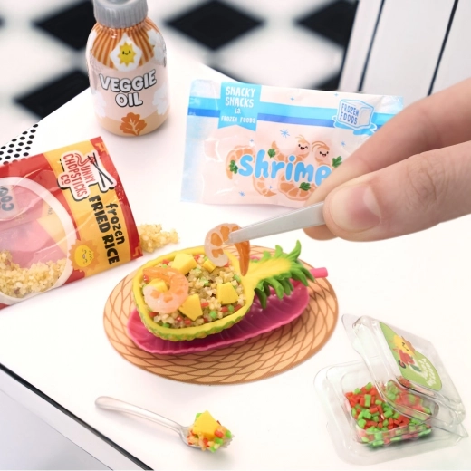 Ingredienti e utensili mini realistici