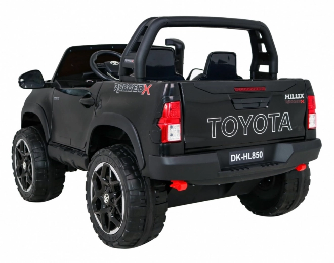Veicolo Toyota Hilux Nero