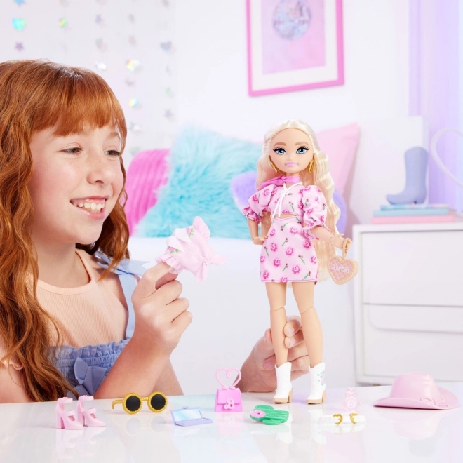Bambola Barbie Dream Besties Malibu Stile Festival