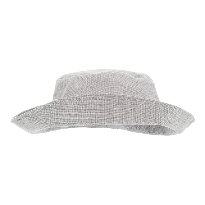 Cappellino grigio come accessorio pratico
