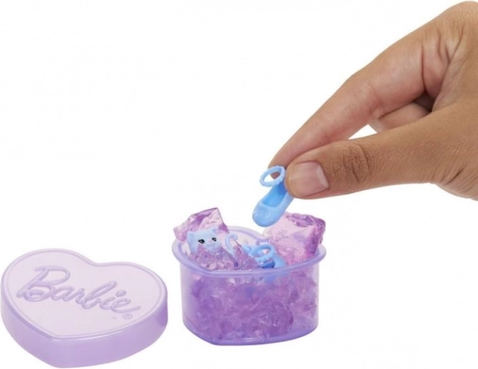Gelatina slime con accessori nascosti
