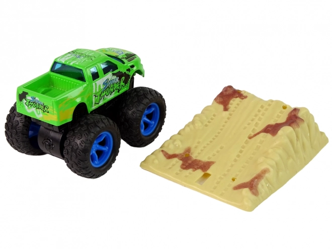 Macchina giocattolo Monster Truck con gomme in gomma e rampa