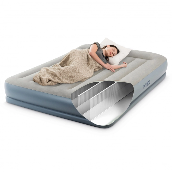Materasso Intex matrimoniale gonfiabile con pompa elettrica