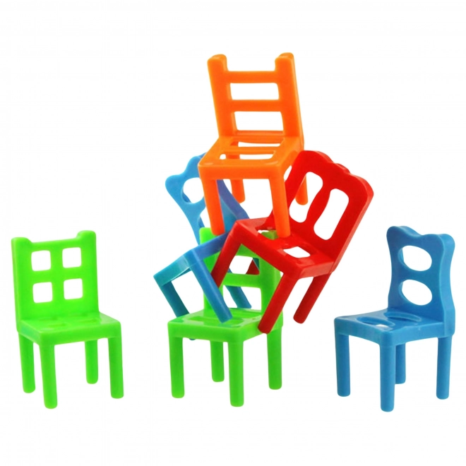 Gioco di abilità sedie in equilibrio per bambini