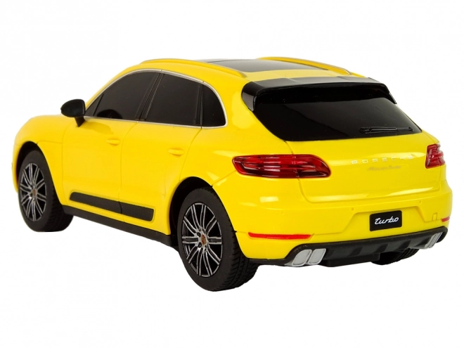 Auto radiocomandata Porsche Macan Turbo gialla 1:24