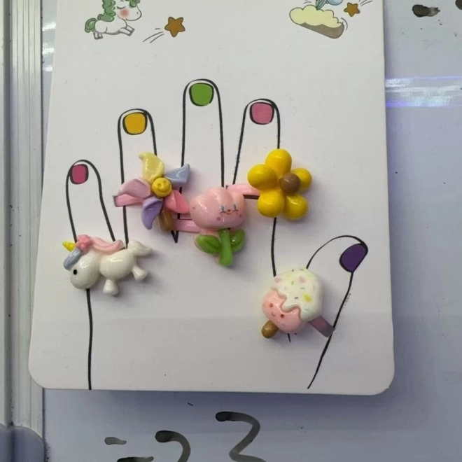 Anelli a Tema Floreale e Unicorno