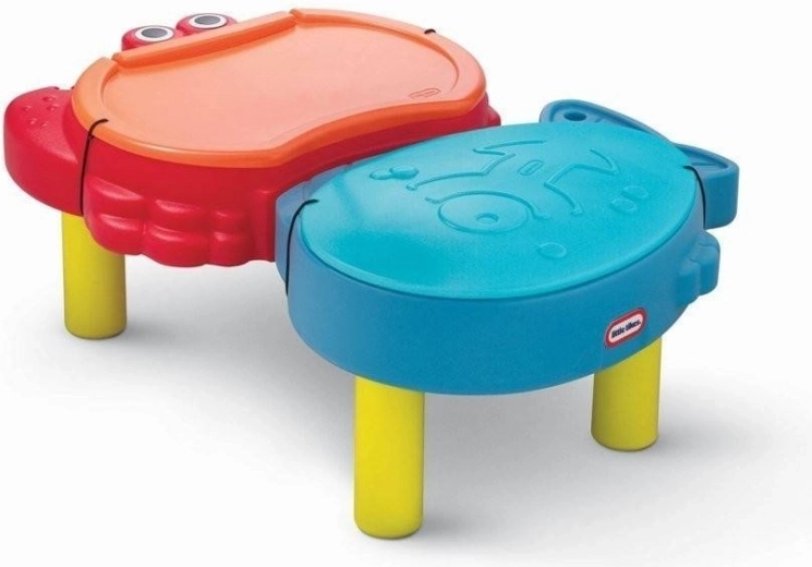 2 in 1: acqua e sabbia in un unico tavolo