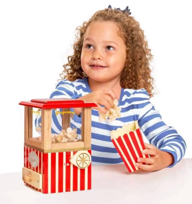 Divertimento autentico con leva e popcorn in feltro