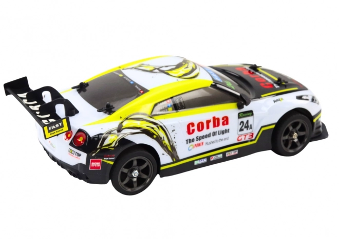 Auto sportivo RC Drift con ruote intercambiabili bianco-giallo