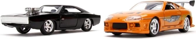 Scocca in metallo, pneumatici in gomma