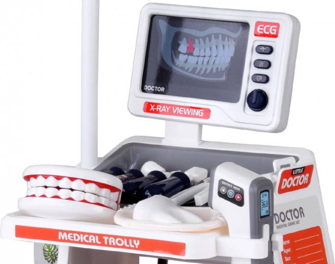 Esame realistico con luci e suoni